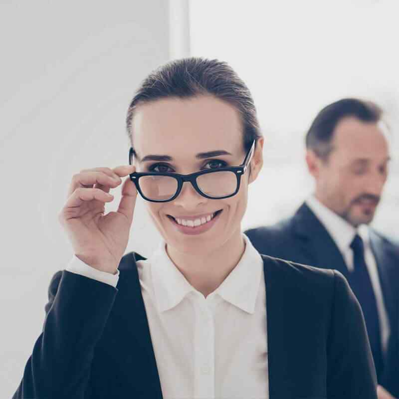 https://brokerinfinity.com/wp-content/uploads/2019/04/img-people-07.jpg